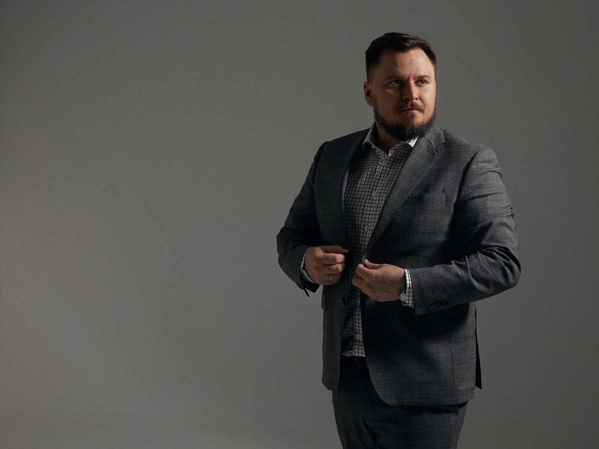 Константин в образе юриста :)