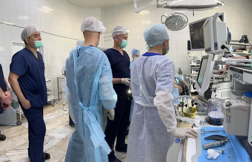    В Оренбургском онкодиспансере впервые проведена сложная операция Марина Шарт