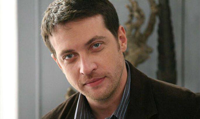 Кирилл заявил, что он говорит на 3х языках - русском, украинском и иврите, а тем, "у кого с этим проблемы", предложил "тихо-мирно хлопнуть дверью на прощанье".