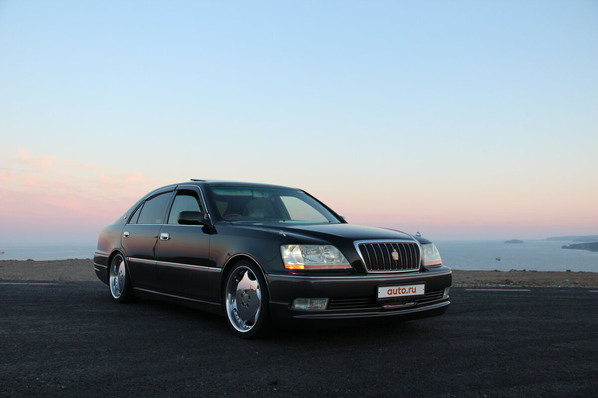 Toyota Crown s170 Royal Saloon