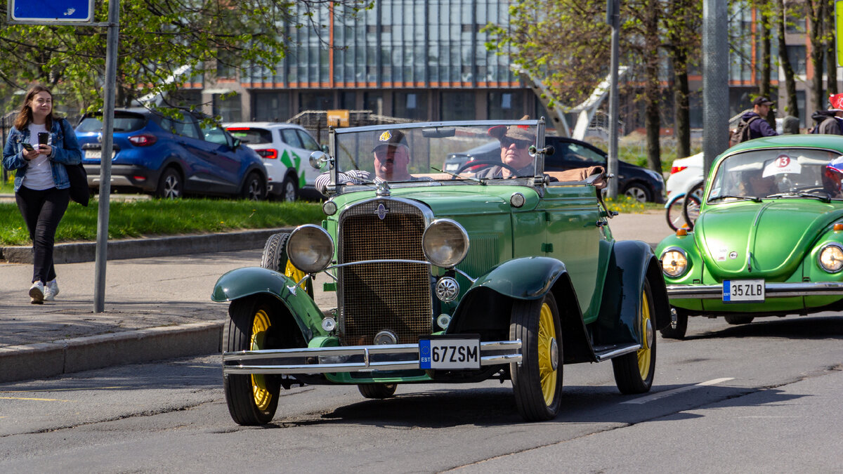 из тех, кого успел поймать - самым возрастным стал этот Chevrolet, прибывший из Эстонии