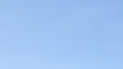 BelgiumVlad***** | Баржа полностью груженная в такую погоду +28° идёт ...