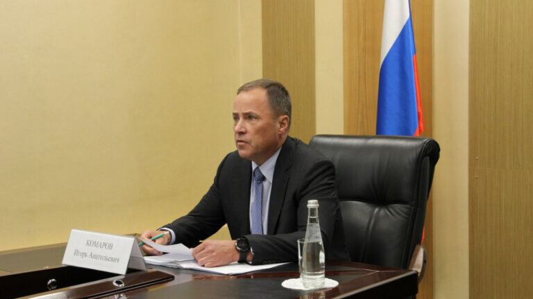    Оренбурженка обратилась к Игорю Комарову с вопросом о строительстве школы в ЖК «Дубки» Кристина Просвиркина