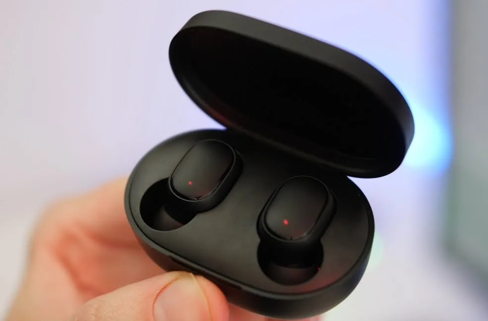 Xiaomi redmi tws. Наушники Xiaomi airdots. Беспроводные наушники Redmi airdots 2. Redmi airdots 1. Наушники Redmi Air 3 Wireless Earbuds.