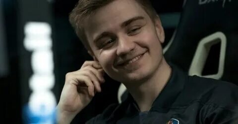 Johan "N0tail" Sundstein - Dota 2: В 2019 году он стал самым высокооплачиваемым киберспортсменом, выиграв The International 2019 с командой OG. Он получил призовой фонд в размере более 3,1 миллиона долларов США.