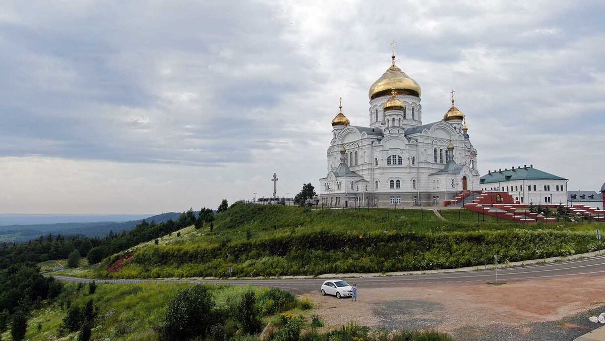 Белогорский монастырь звонница