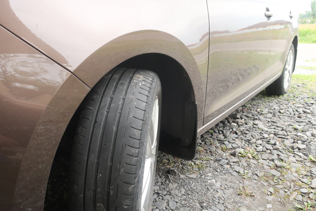 родные шины Bridgestone Turanza T001