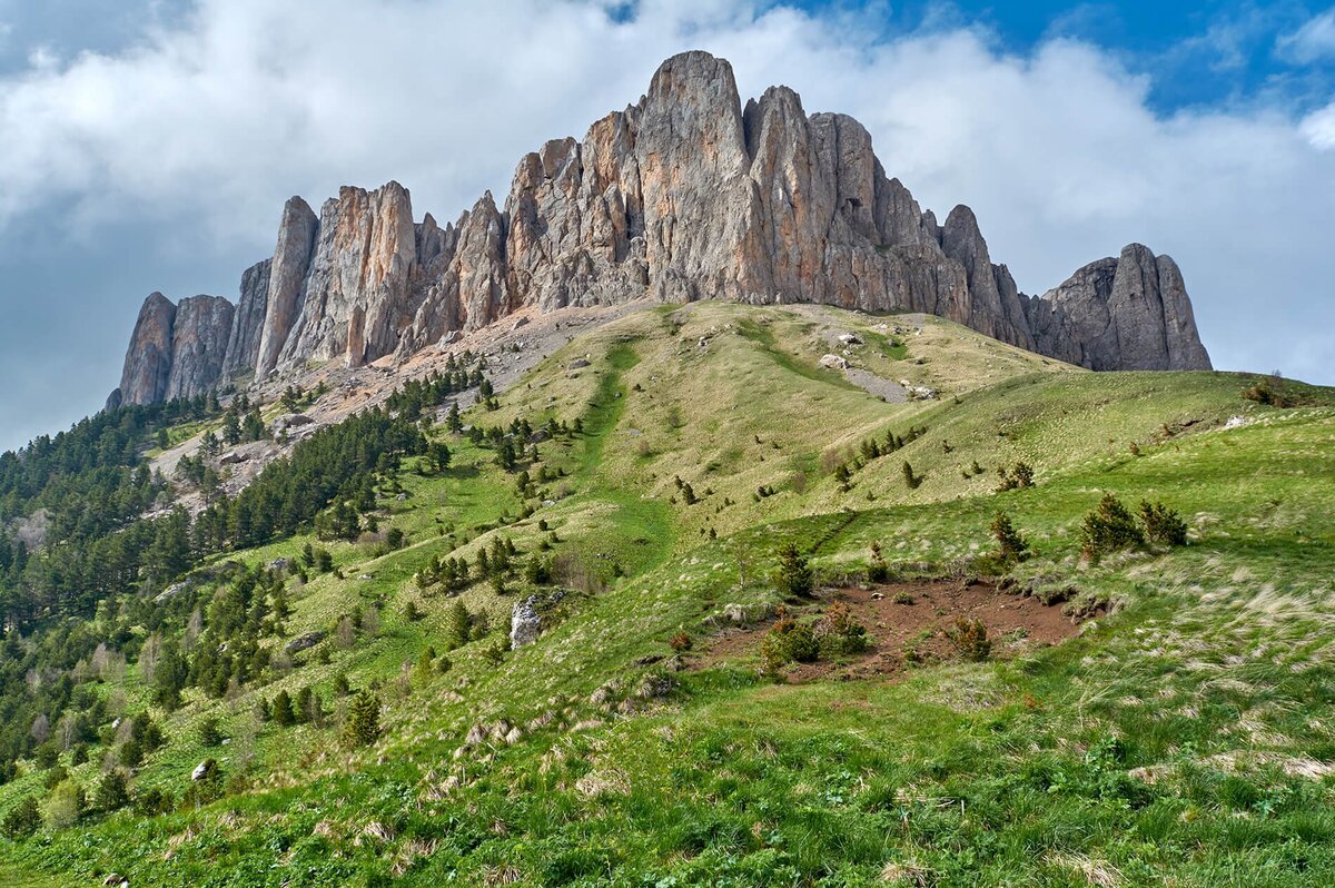 Гора тхач адыгея фото