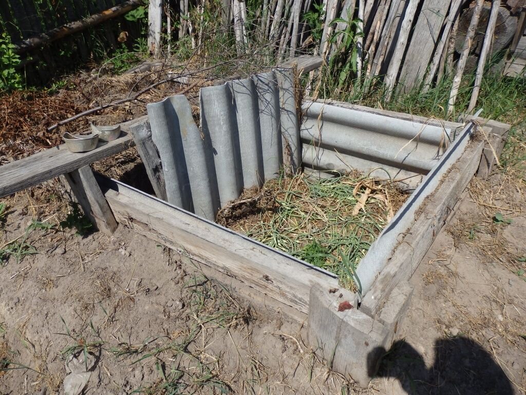    Компостник из подручных материалов