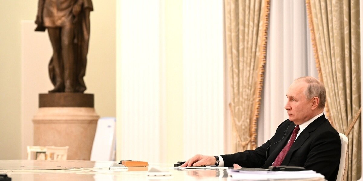 Static kremlin ru media. Фото Путина в Кремле. Встреча Путина с президентом арабских Эмиратов.