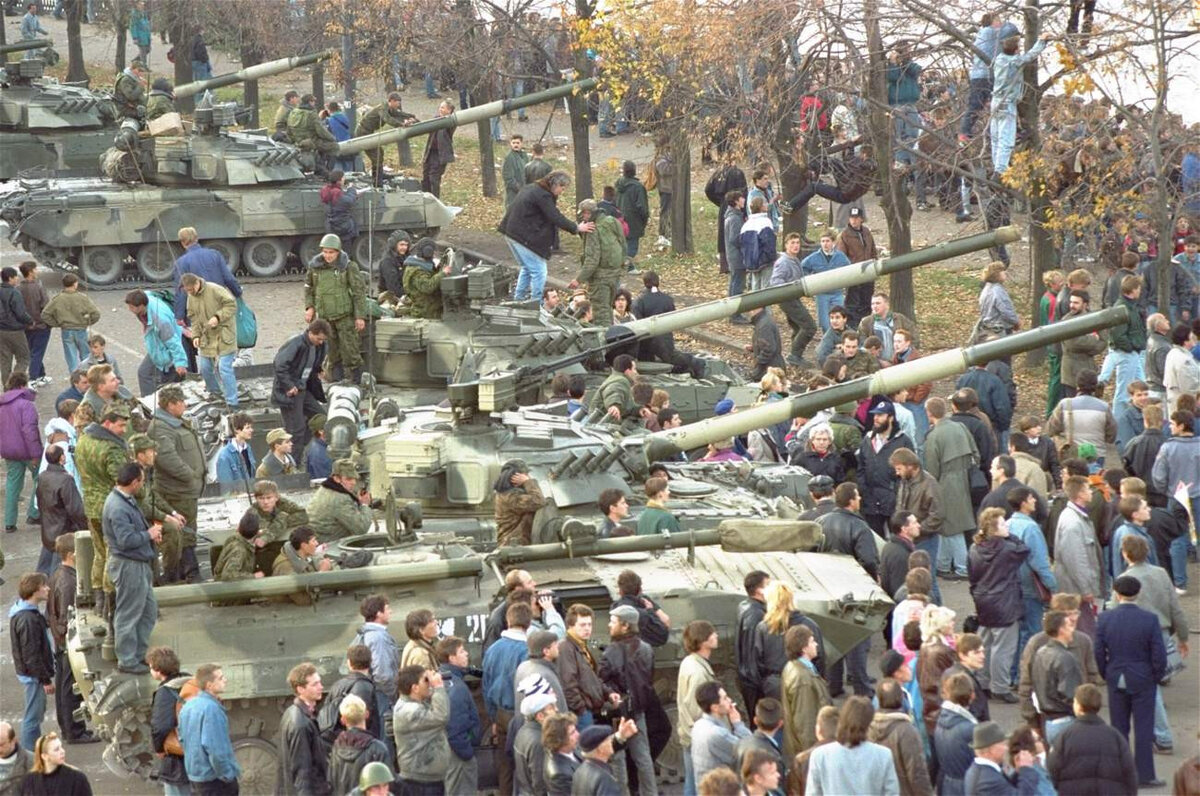 события в москве 1993 года