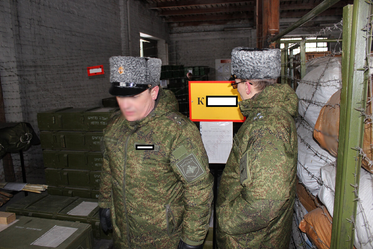 Новый образец папахи... До генерала подать рукой полковникам...