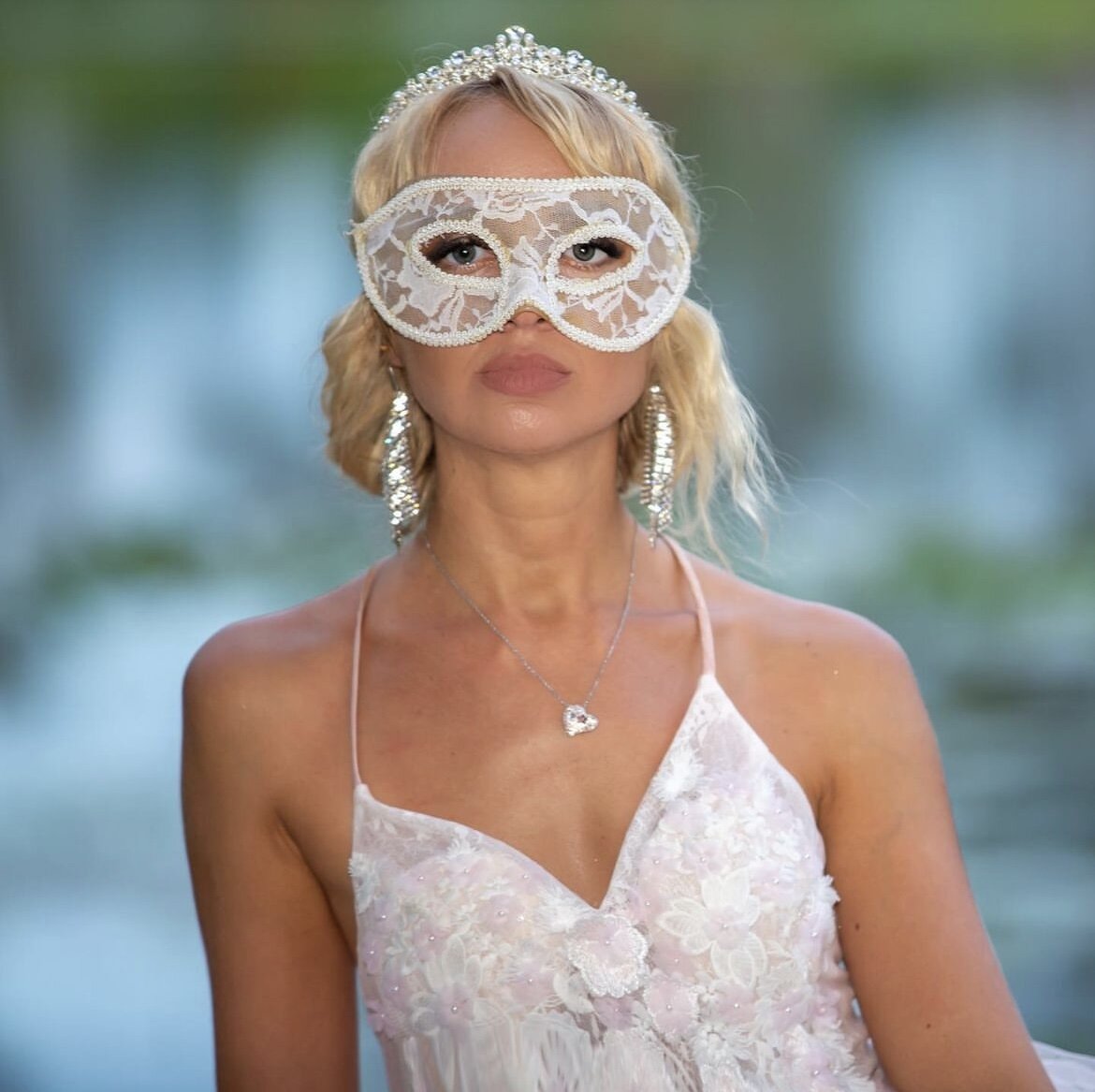 Социальная маска 