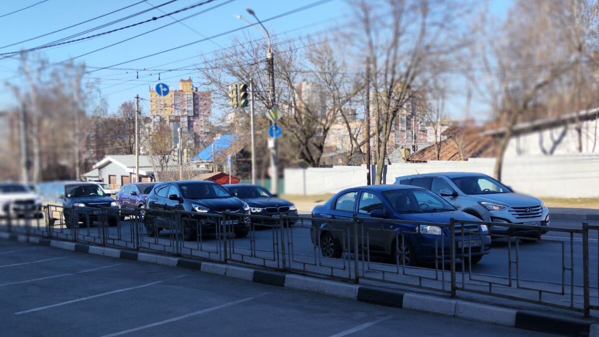     Автомобилистам запретят ездить по улице Трудовой в Нижнем Новгороде целую неделю. Соответствующее постановление опубликовано на официальном сайте мэрии.