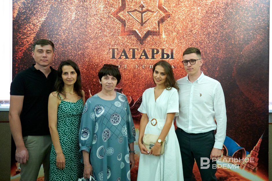 Зульфат хаким биография семья дети Зульфат Хаким: "Без родного языка, без родной земли - мы никто" Реальное время Д