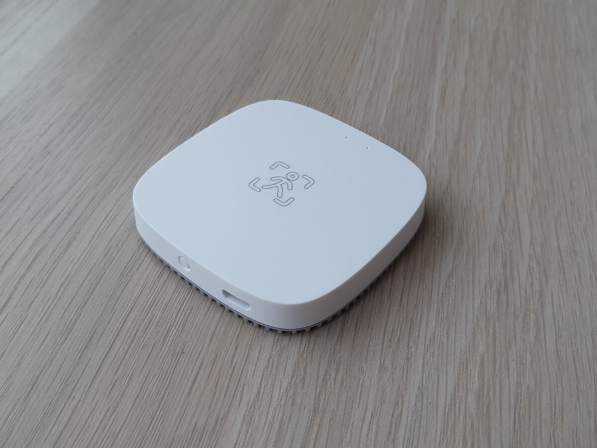 Датчик присутствия Tuya