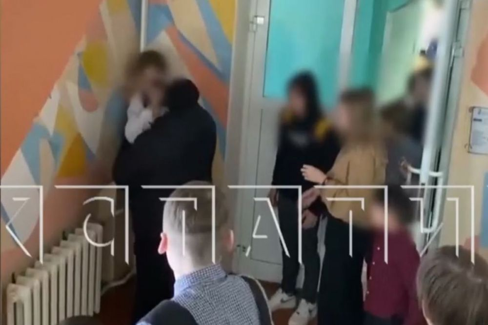 избили сына в школе