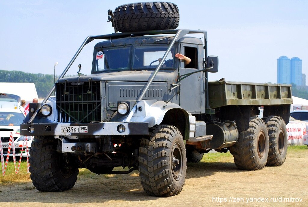Этот "Лаптежник" был встречен на Автоэкзотике-2010 (АЭ2010)