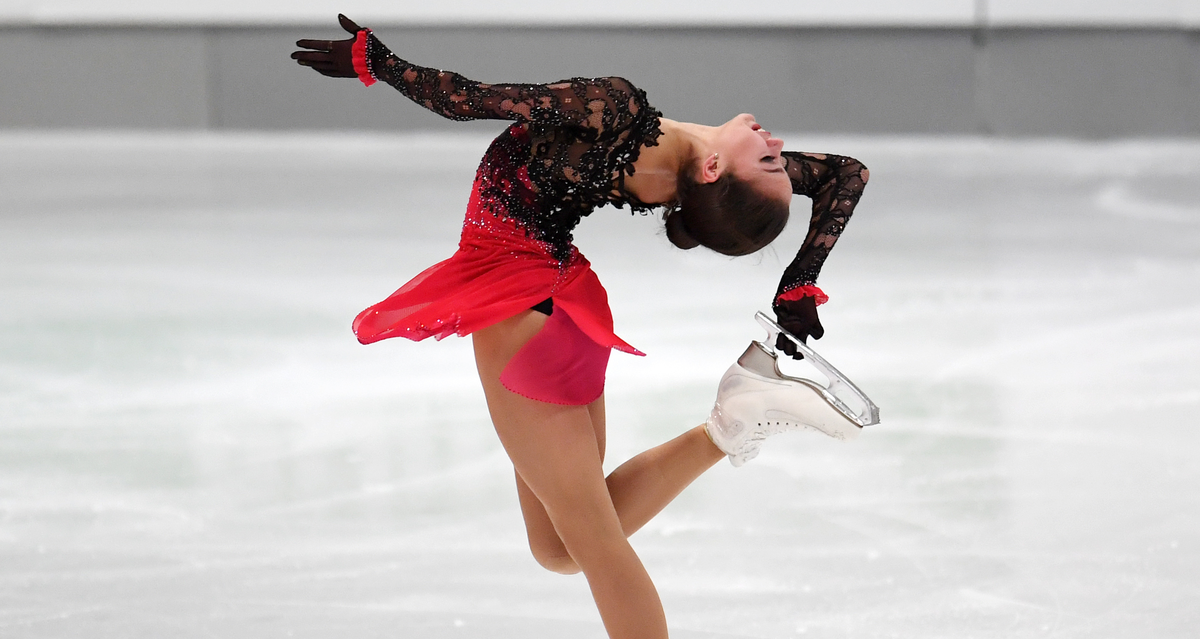 Олимпийская чемпионка Алина Загитова завершила свои выступления на турнире Nebelhorn Trophy, где она заняла первое место.