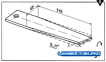 
Чтобы изогнуть нож-оправку, не обязательно разбирать гибочный узел. Для этого надо сделать два рычага из стальной полосы с вырезами на концах, равными толщине ножа. 
Рычаги надевают вырезами на нож-оправку с двух сторон витаера и закручивают передний свободный конец по направлению вращения на угол 8...10 градусов.
С помощью такого станка я изготовил 80 м сетки шириной 1,5 м с ячейками 80x80 мм*. Для одного погонного метра сетки необходимо навить 25 волнообразных змеек. На одну змейку длиной 1,5 м расходуется 2,3 м проволоки. При диаметре проволоки 2,5 мм один метр сетки с ячейками 80x80 мм шириной 1,5 м весит 2,6 кг. 
