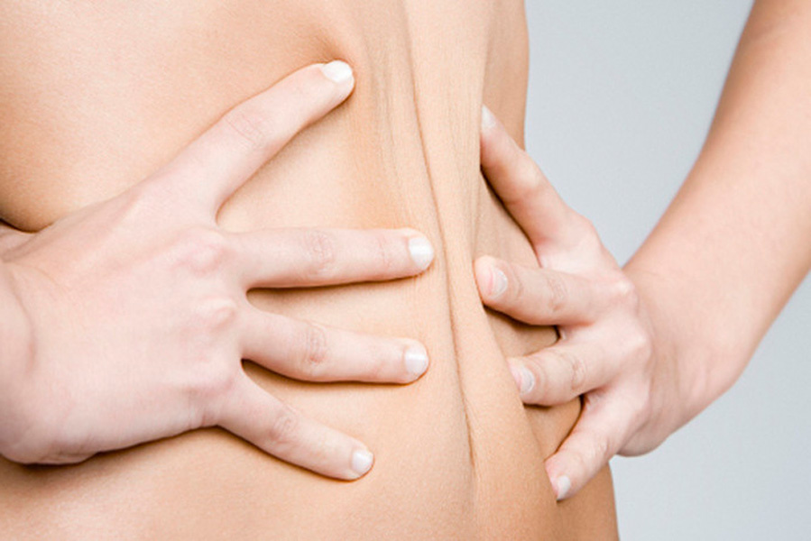 Дряблый живот появляется при отсутствии на него нагрузки (фото: www.avon-business.com)