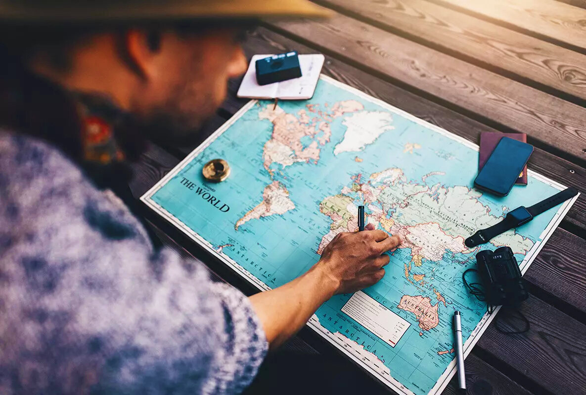 Название выставки про путешествия. Международная туристическая выставка mitt. Необычные книжные выставки. Выставка федора конюхова в череповце. Точки интереса.