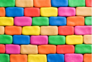 Если у вас совсем нет лишних денег на Play Doh, а детям только бы полепить, то этот рецепт для вас!