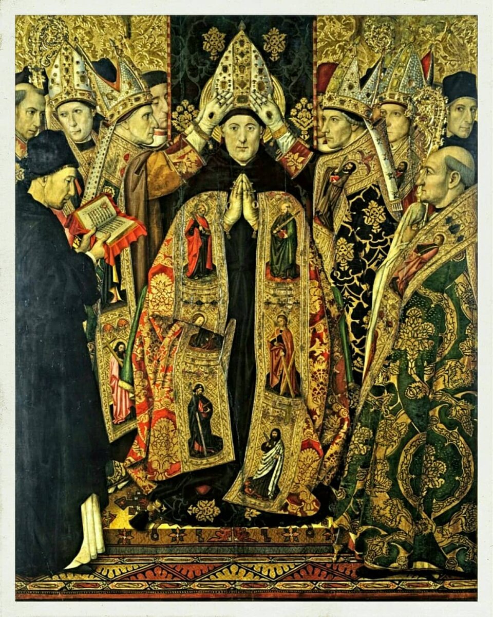Хайме Уге, Посвещение святого Августина.Около 1463-1475. ⠀ Справа, в верхнем углу, вы увидите портрет самого Хайме Уго, как фрагмент этой картины. Интересно , правда?
⠀
Эта картина - фрагмент работ для алтаря августинцев мужского монастыря Барселоны.
⠀
Выдающиеся размеры произведения, ставшего одним из самых больших в каталонском искусстве готического периода, и кризис в стране задержали его завершение до 1486 и обосновали необходимость привлечения еще нескольких художников из мастерской Уге. От масштабного творения сохранилось восемь панелей, семь из которых находятся в Музее национального искусства Каталонии, а одна – в Музее Фредерика Мареса. Уровень живописной техники и виртуозность построения композиции в работе «Посвящение святого Августина» с большой вероятностью свидетельствуют, что сцена была создана самим Уге.
⠀#хаймеуге #живопись #арт #искусство #музей