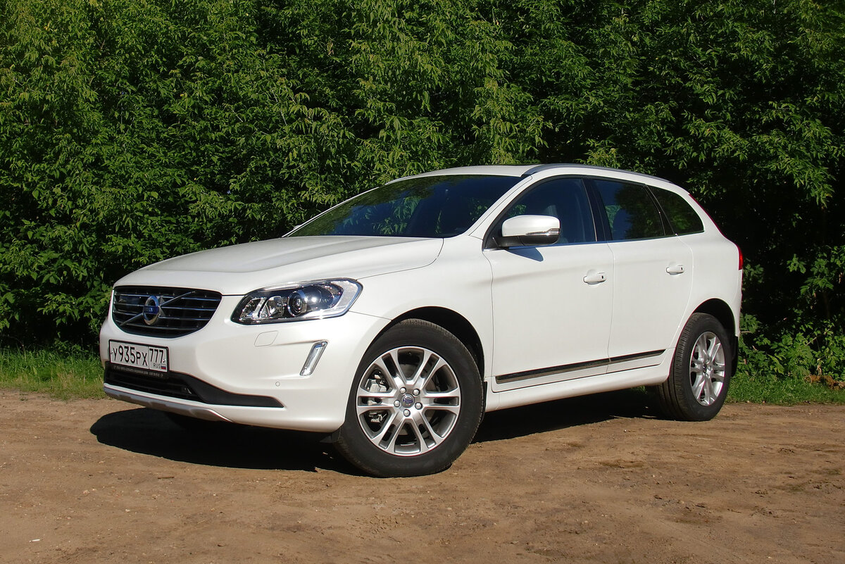 Volvo XC60. Фото CarExpert.ru