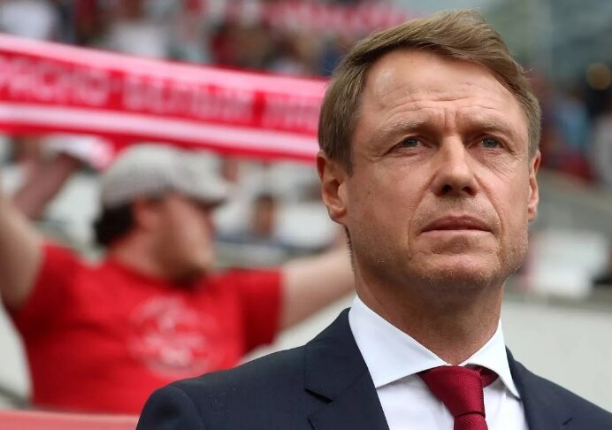 Олег Кононов