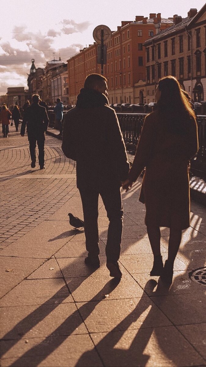 парень и девушка питер. парень и девушка питер. влюбленные на набережной. парень и девушка питер. влюбленные на набережной.