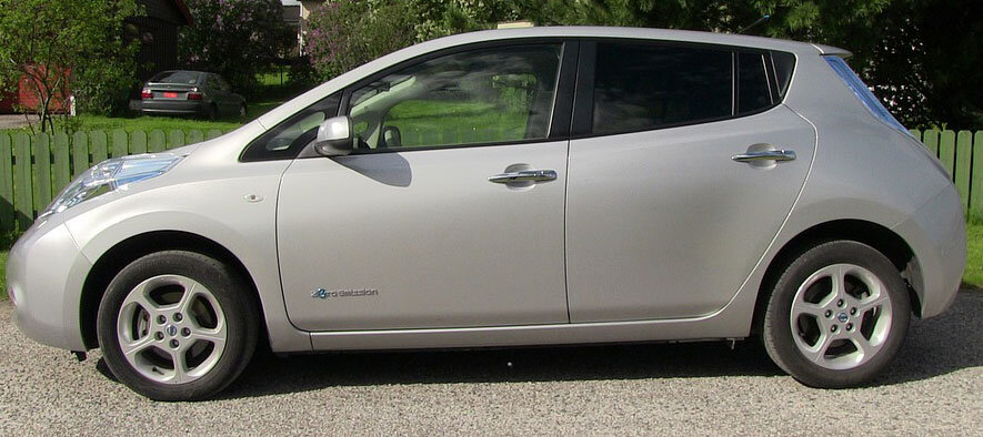 Самый продаваемый электромобиль: Ниссан Лиф