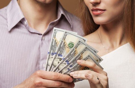 сказал, что купит квартиру только если я вложусь с ним в первый взнос