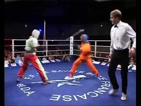 «Ля Канн дё Комба»- это французское боевое искусство. В качестве спортивного оружия, используется трость (Канн).