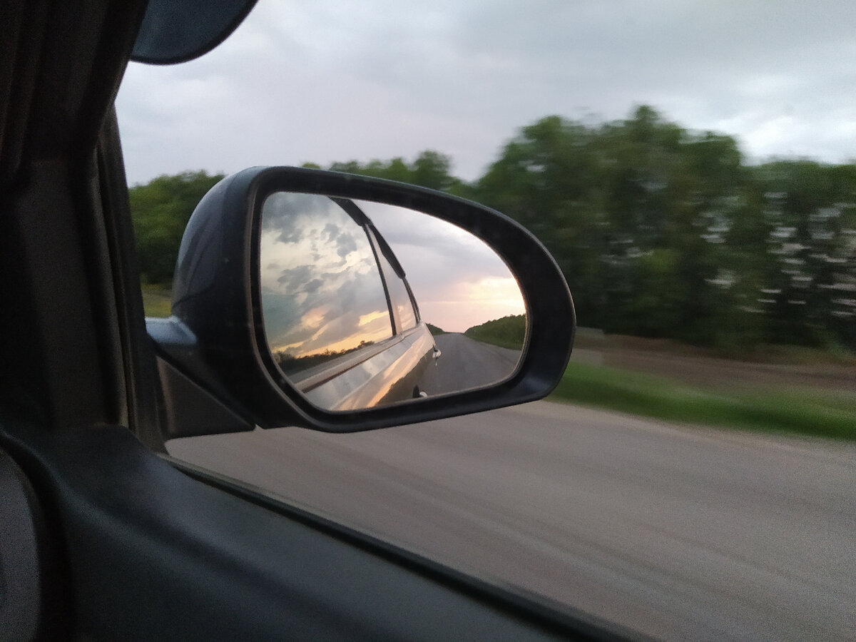 Рассвет, плывущий за нами. Фото из личного архива