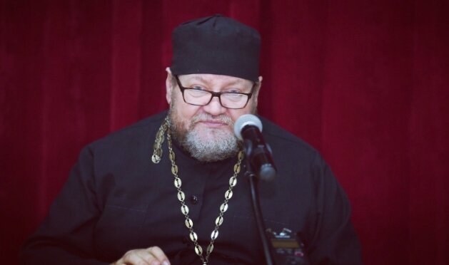 Олег Стеняев — протоиерей, богослов, проповедник, миссионер, публицист, писатель. 