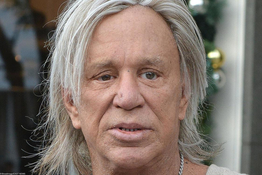  Его преданные поклонники уже и не мечтали, что кумир когда-нибудь воспрянет из безмолвного забытья.-8