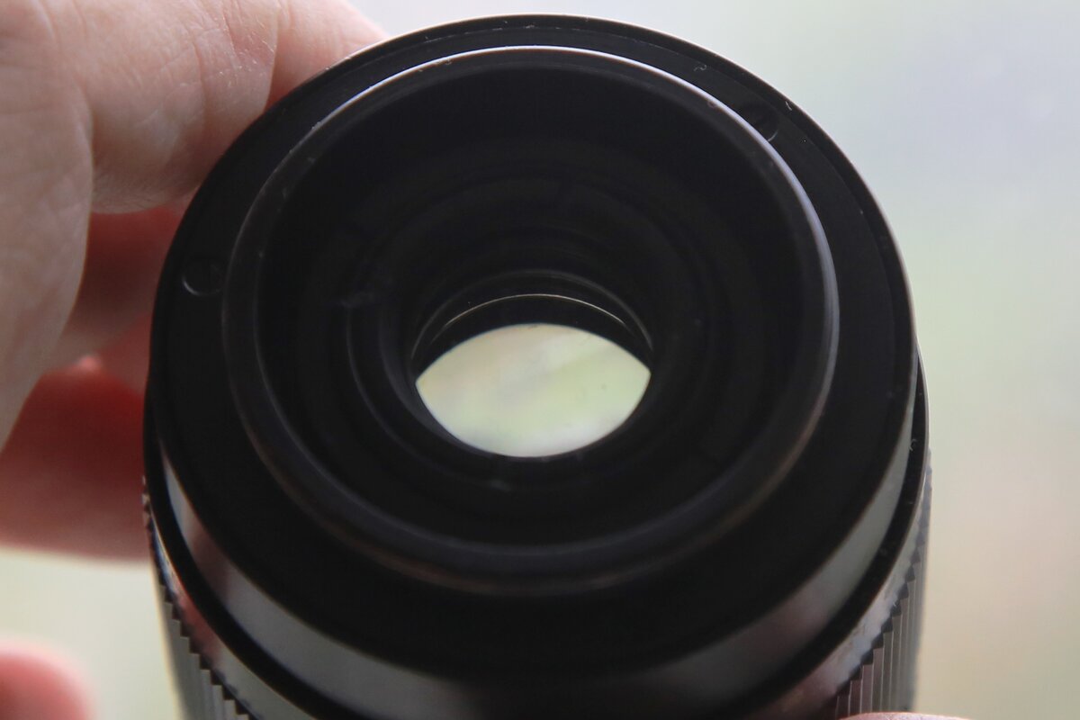 
Диафрагма f/2.8