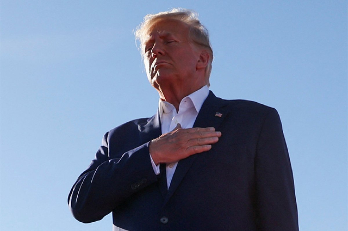    Дональд Трамп.