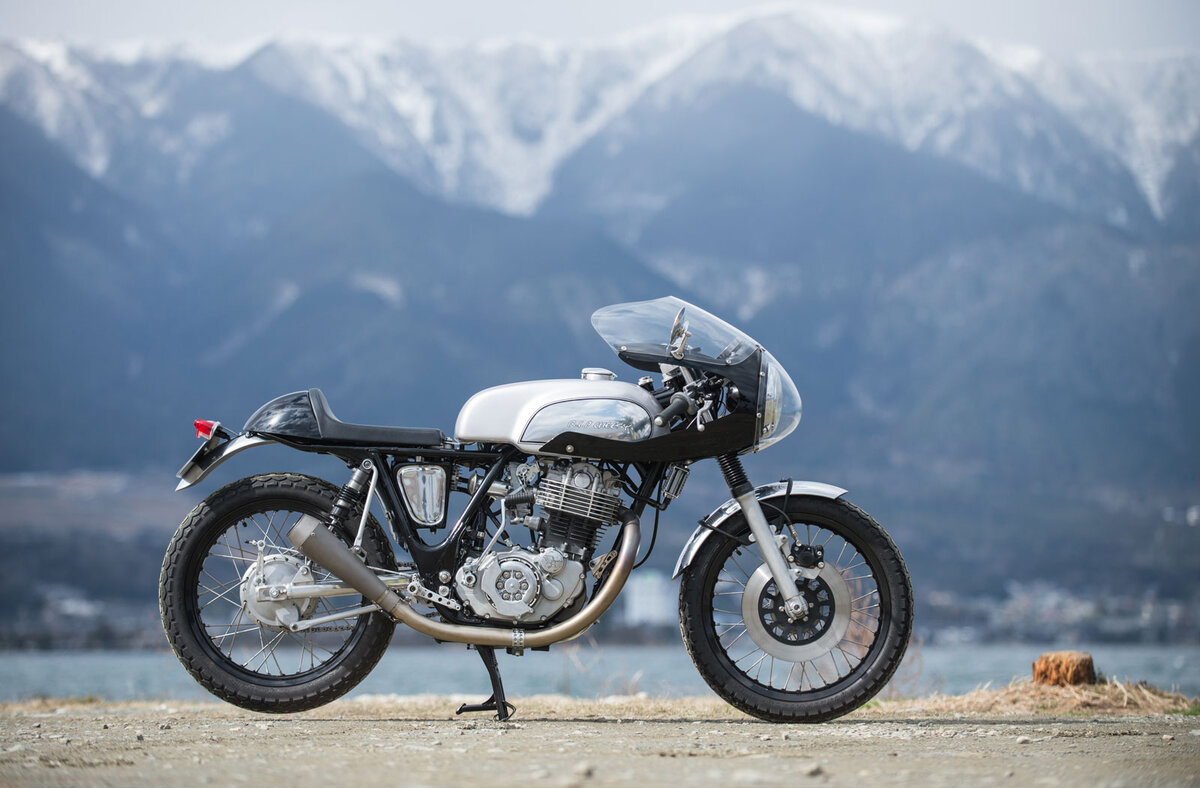 Yamaha VRX 400 Cafe Racer