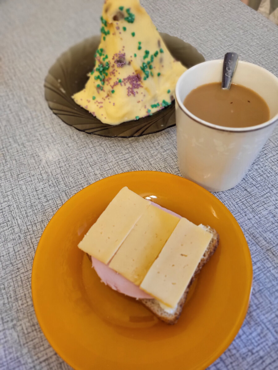 Завтрак после Пасхи😍