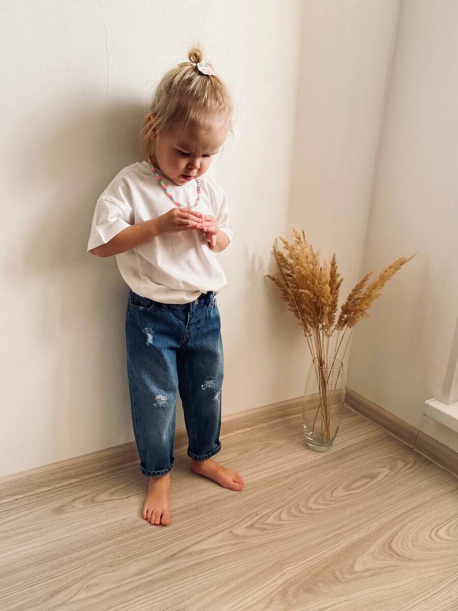 Футболка и джинсы Zara