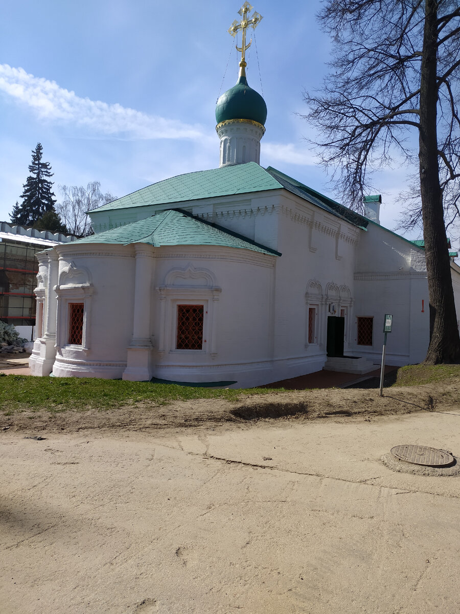 Новодевичий монастырь (фото автора) листайте далее