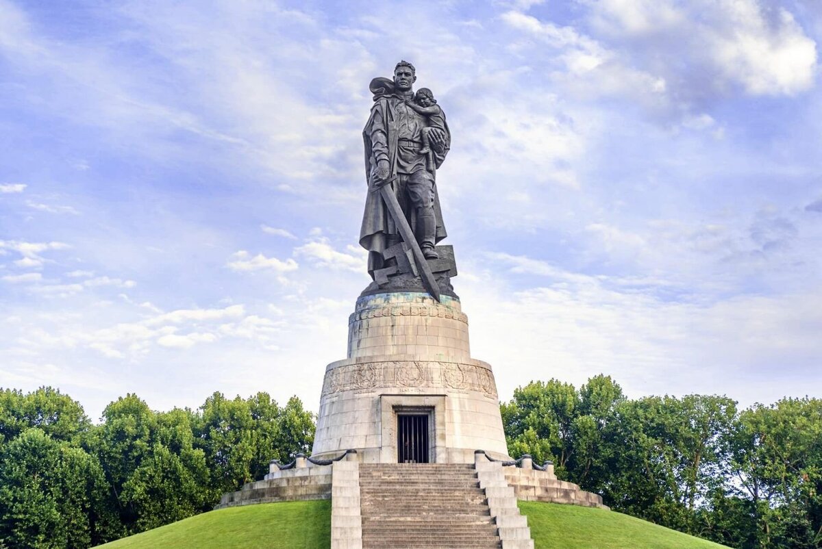 Воин-победитель. Картинка взята из открытых источников интернета