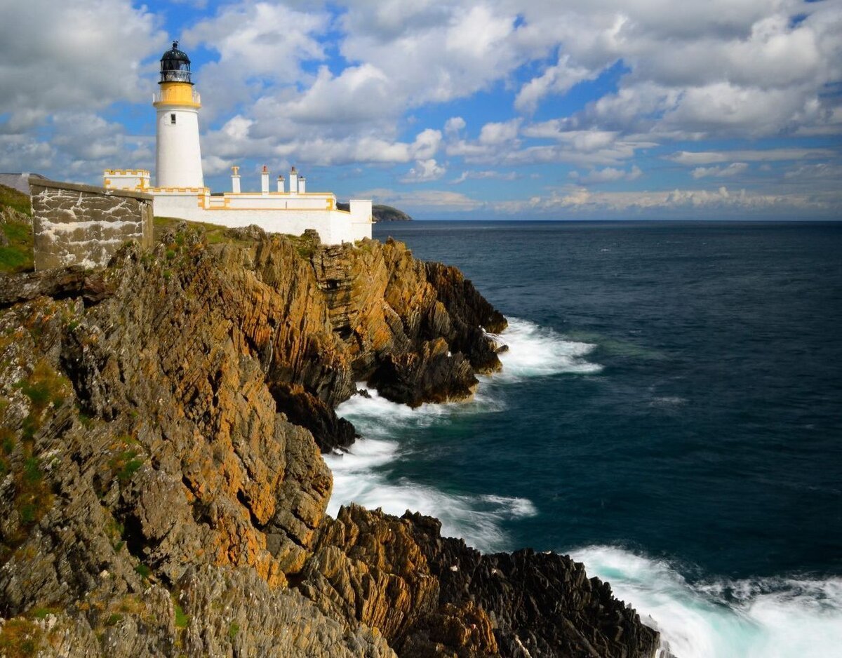 Дуглас (остров Мэн). Остров Мэн Великобритания. Isle of man остров. Остров Мэн Гебридские Оркнейские острова.