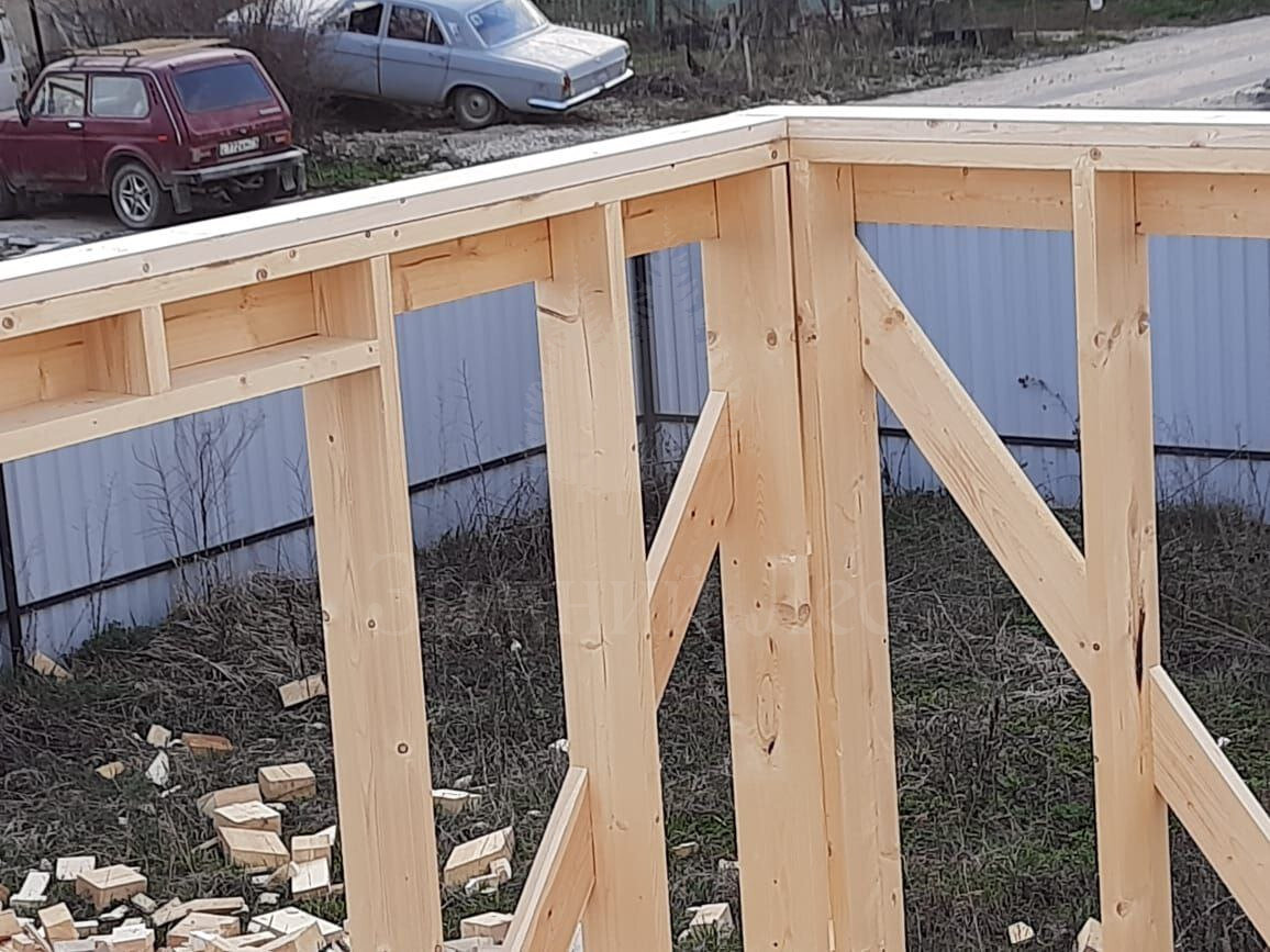 Каркас из строганной доски 