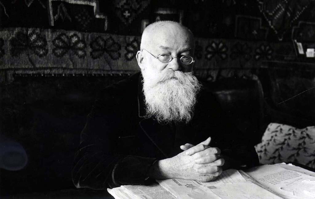 Михаил грушевский фото