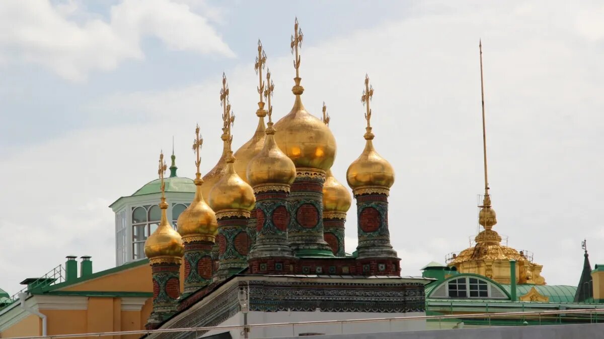 Каждая светлая дата имеет строгие запреты для соблюдения. Фото: Pxfuel.com