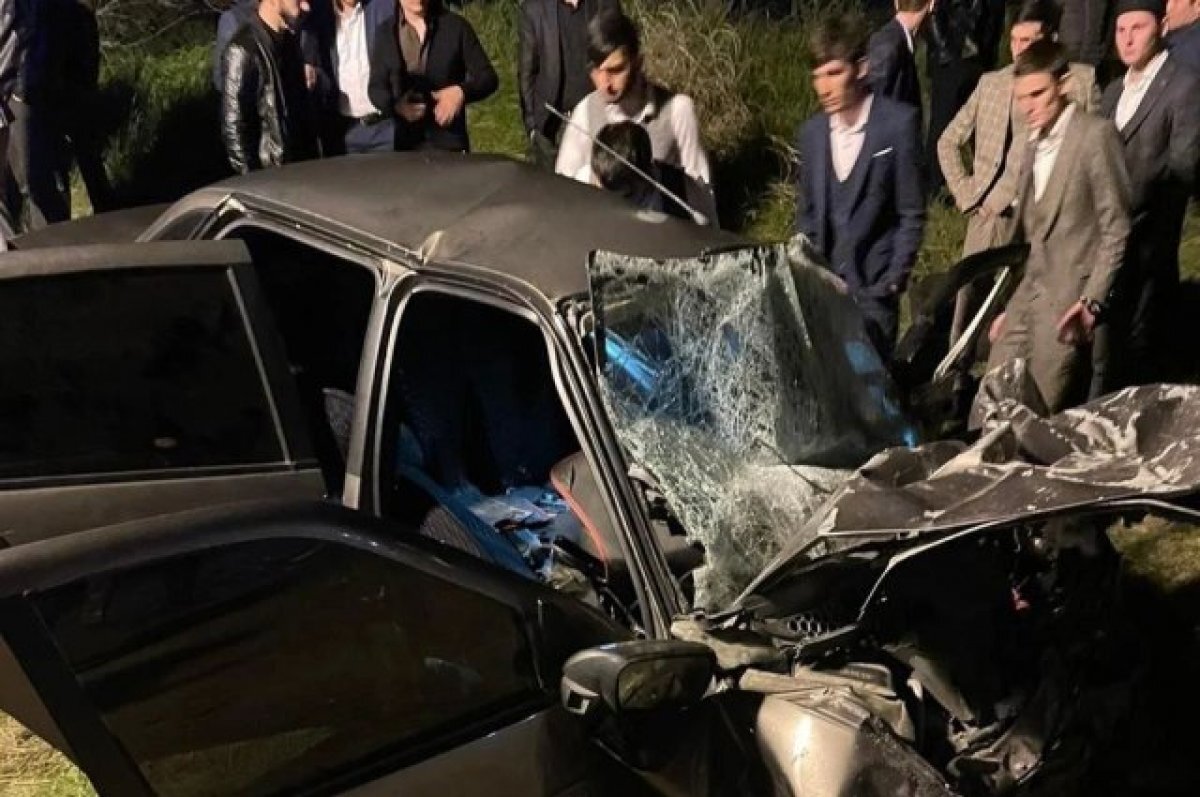 Протесты в ингушетии. Митинг в магасе. Авария легковой автомобиль. Митинг в магасе 2018. Восстание ингушетии.