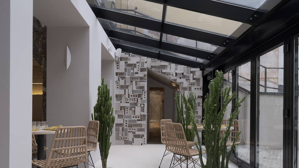     Фото: К by Hydra